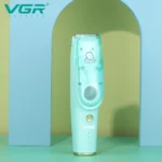 اصلاح موی کودک در سفر با شارژ USB