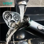 اصلاح سریع صورت با سری چرخشی و تیغه استیل ضدزنگ