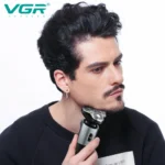 بدنه ABS سبک با درپوش محافظ و برس تمیزکاری